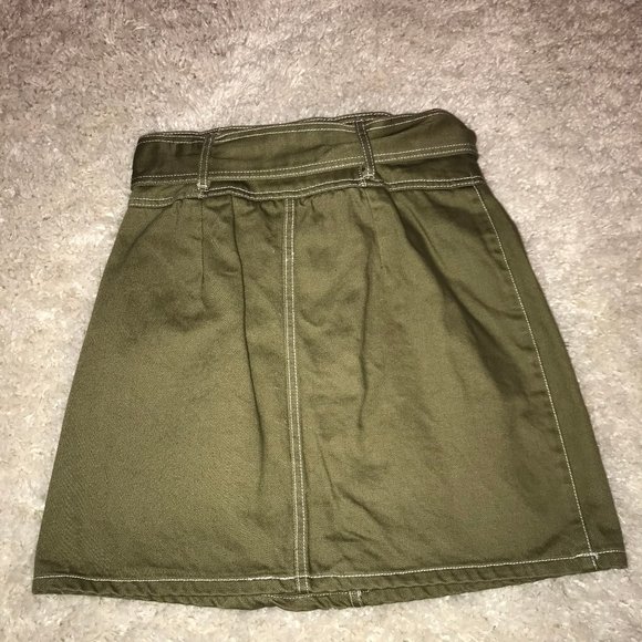 Green Tie Skirt - Picture 2 of 3